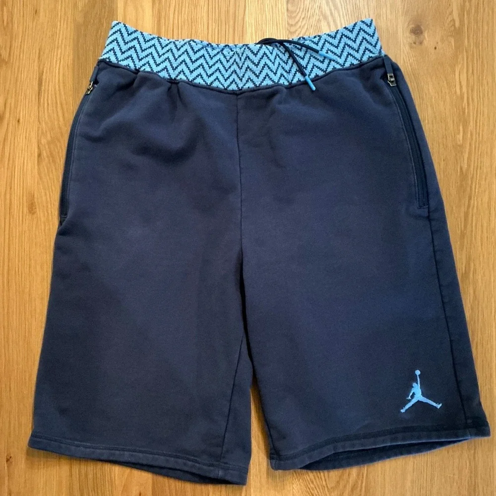 Nike Air Jordan Mens Medium‎ Navy Blue Basketball Shorts Drawstring Zigzag Trim